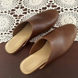 Nisolo Lima Flats Size 8